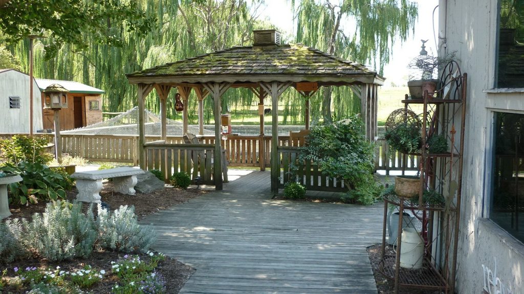 gazebo, deck, shade-195524.jpg